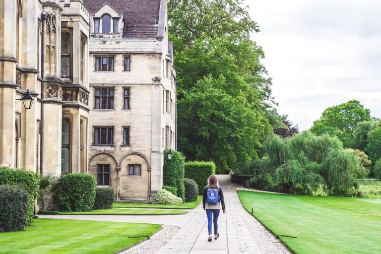 Best Summer Jobs For Students [And How To Land Them]