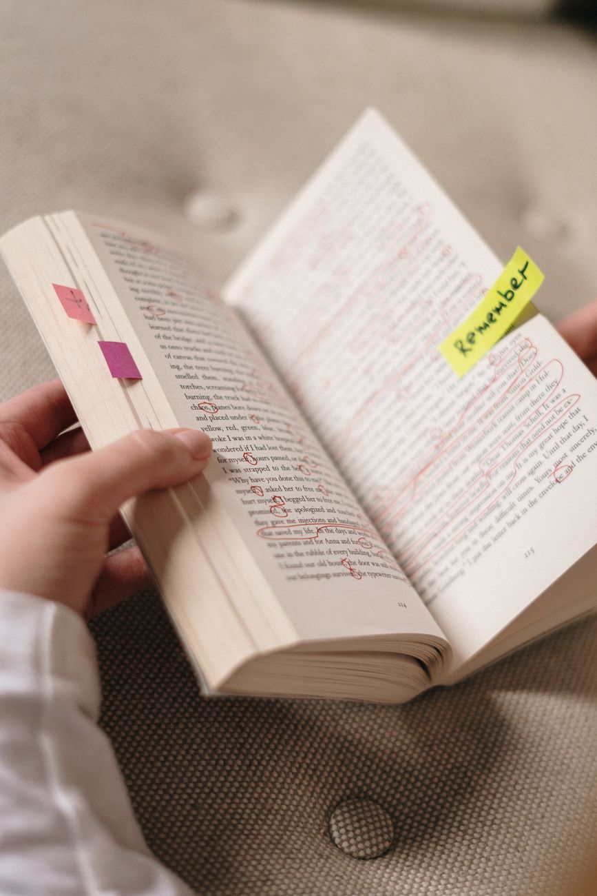 How to Annotate Books Without Ruining Them